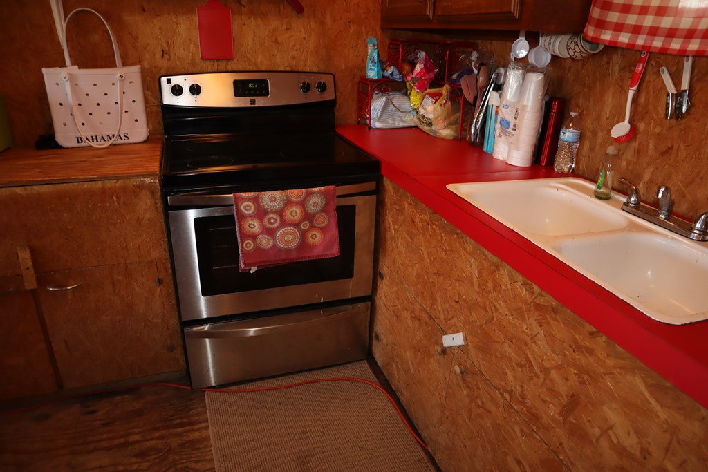 462 Schenk-witkowski Rd Property Photo 21