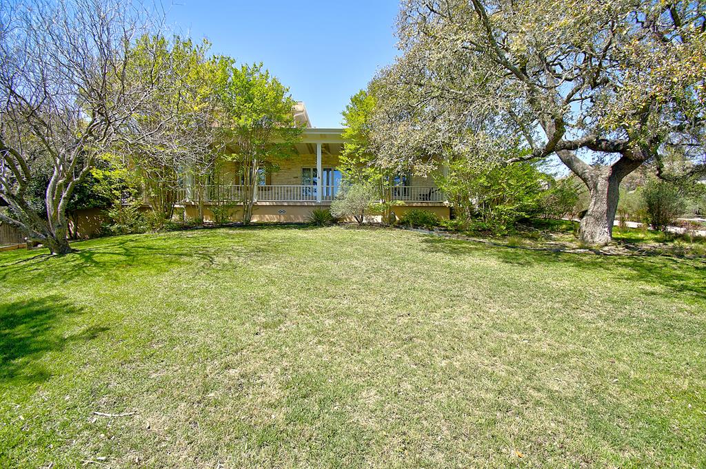 100 Westchester Circle Property Photo 1