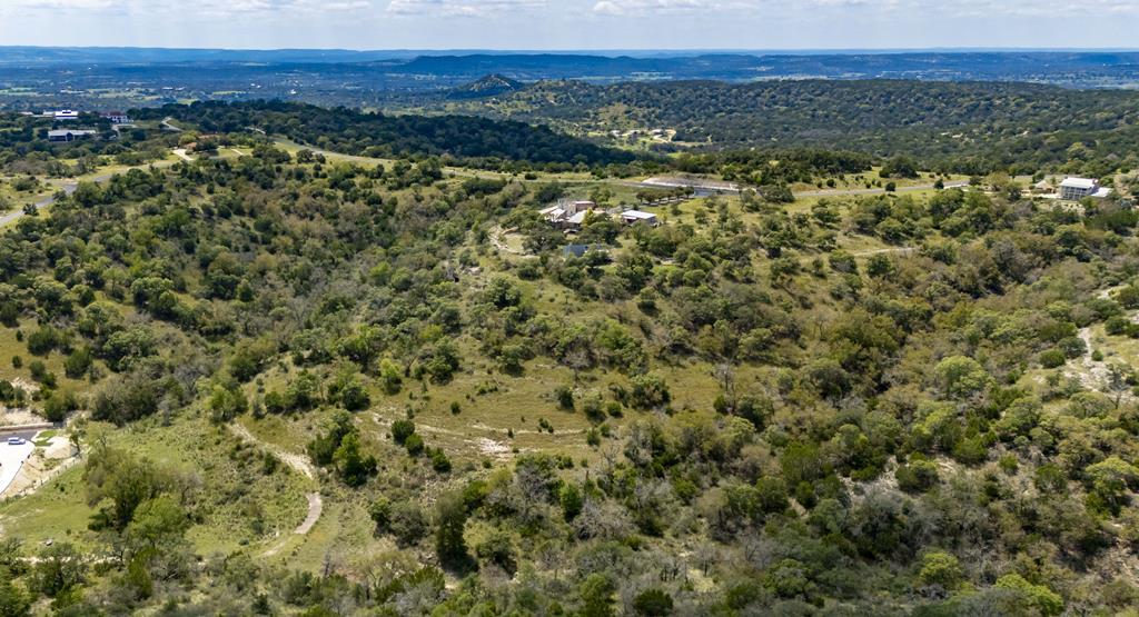 130 Dripping Spring Property Photo 2