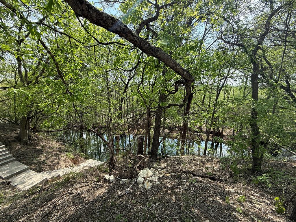 2915 Riverside Dr Property Photo 35
