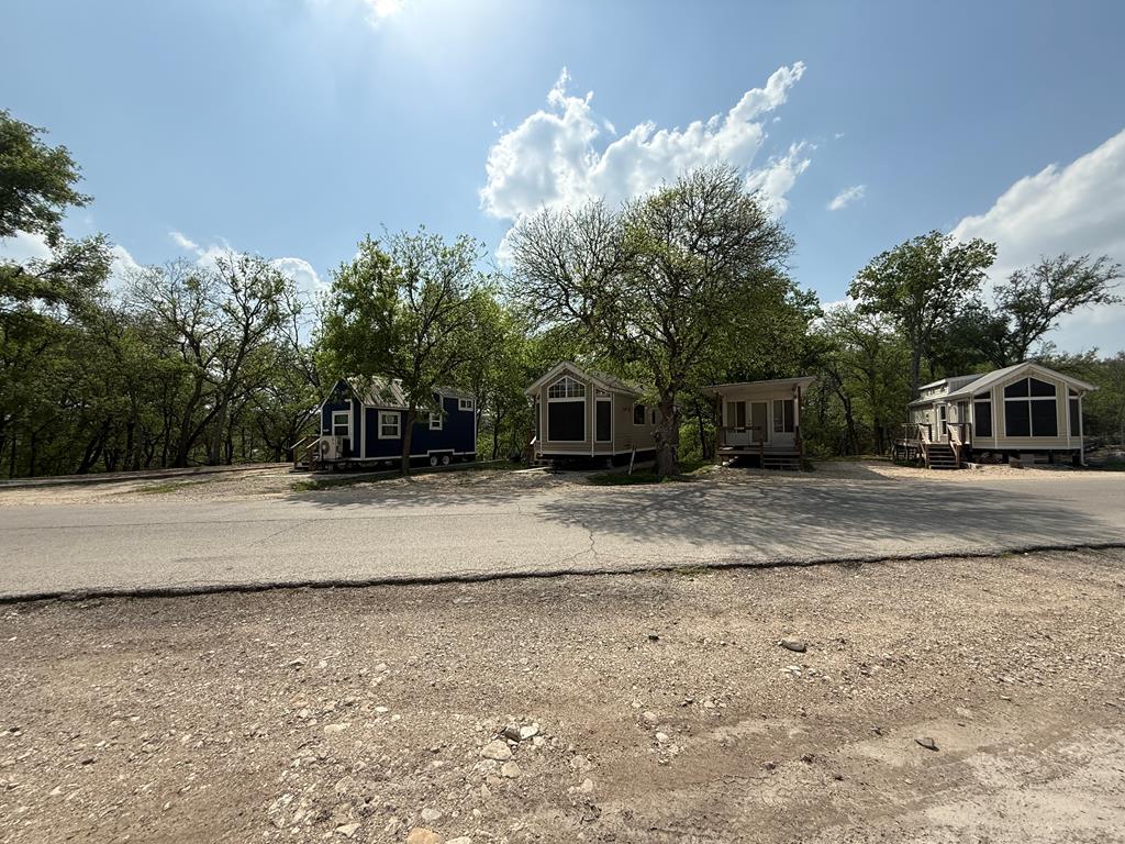 2915 Riverside Dr Property Photo 47