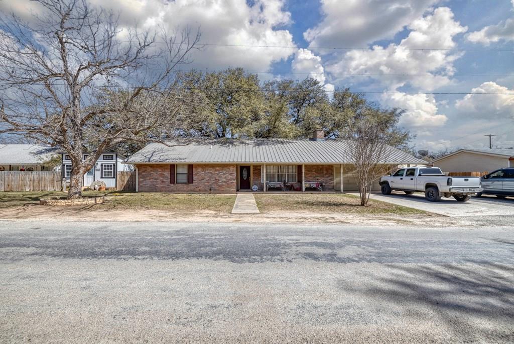 36 Pecan Dr Property Photo 2