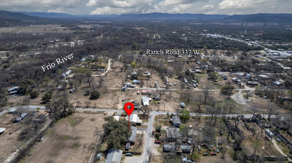 36 Pecan Dr Property Photo 4