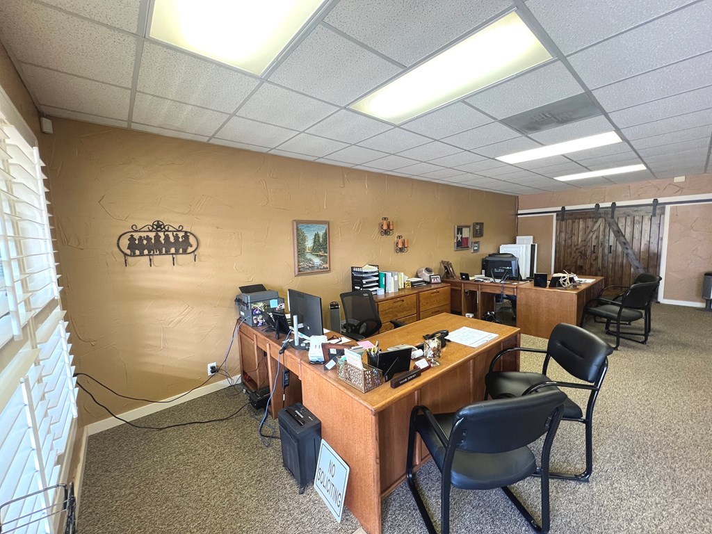 1412 Broadway St Property Photo 4