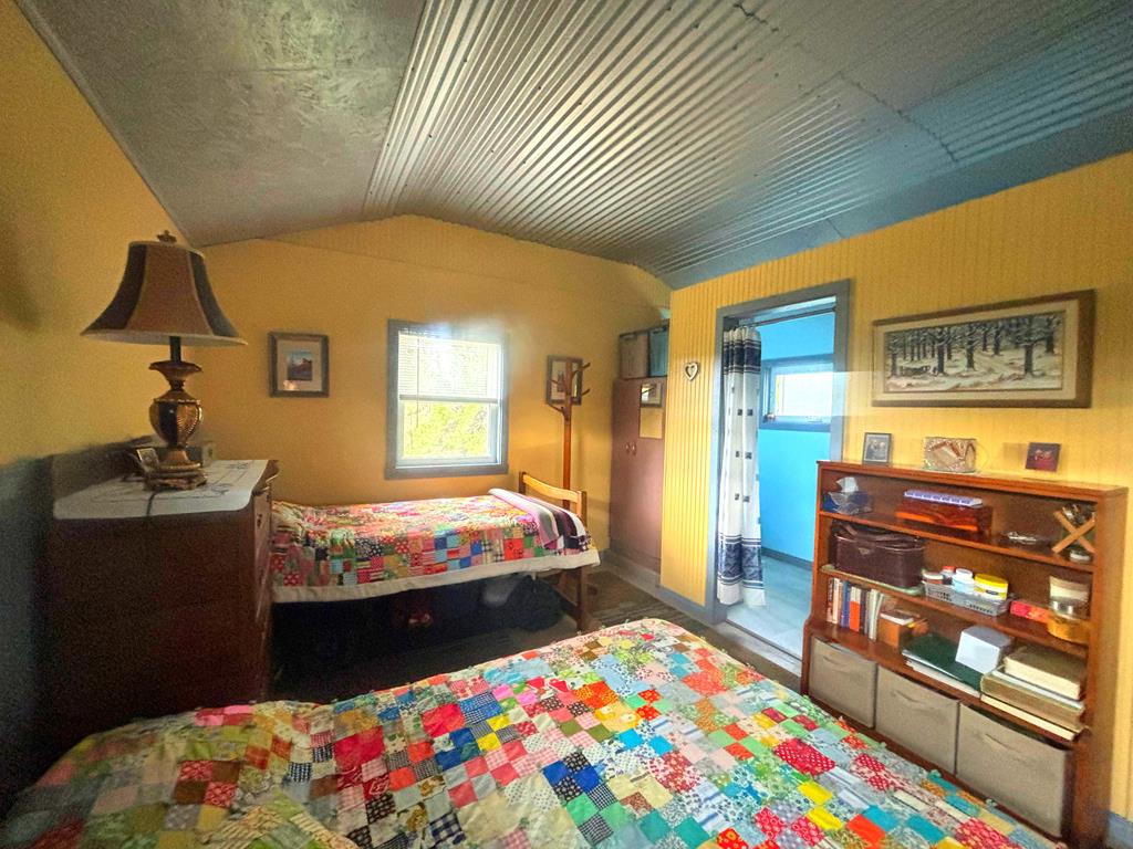 889 Cr 417 Property Photo 6