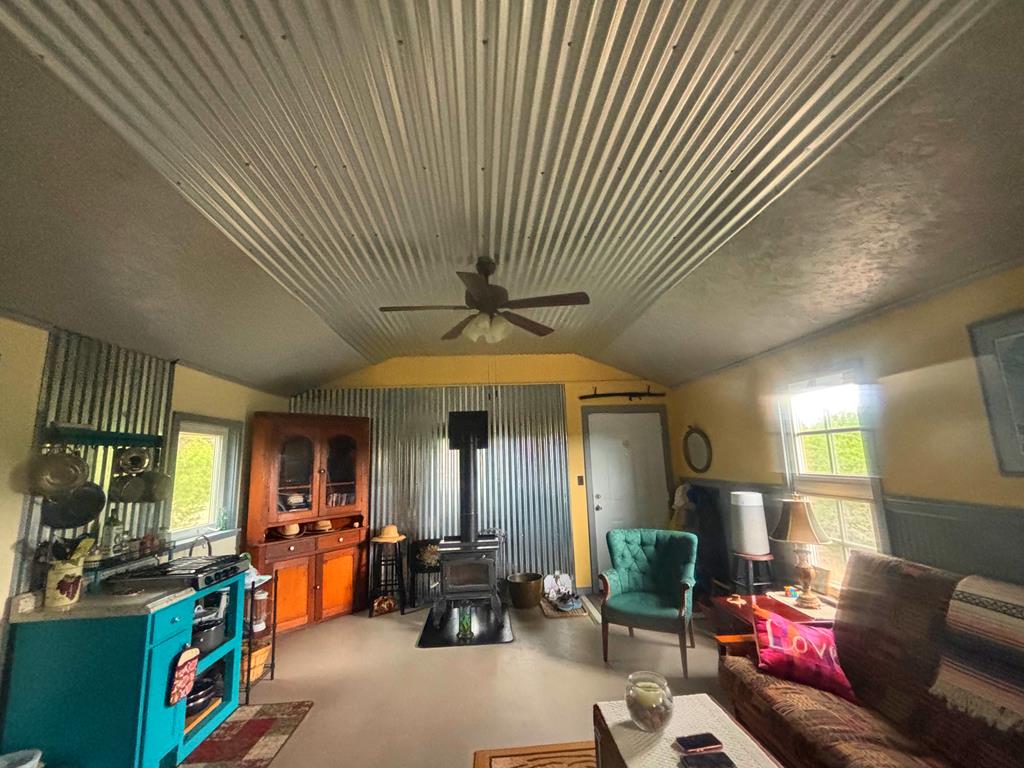 889 Cr 417 Property Photo 11