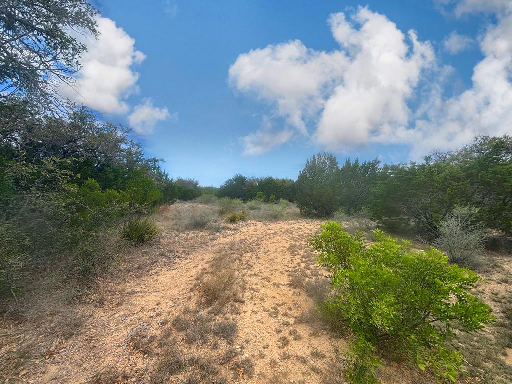 889 Cr 417 Property Photo 28