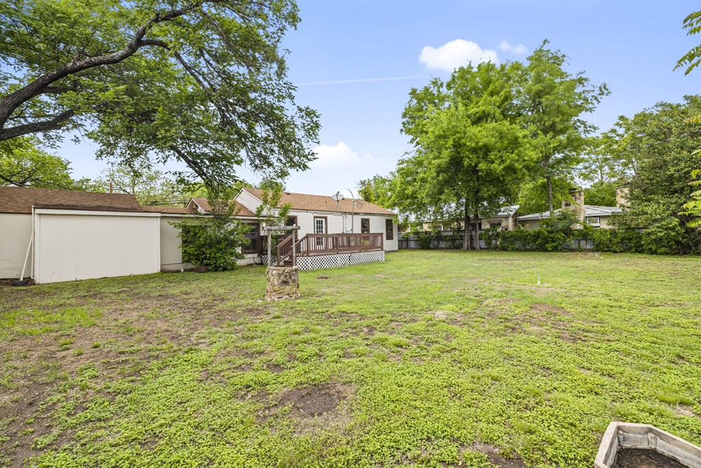 111 Lewis Rd Property Photo 25
