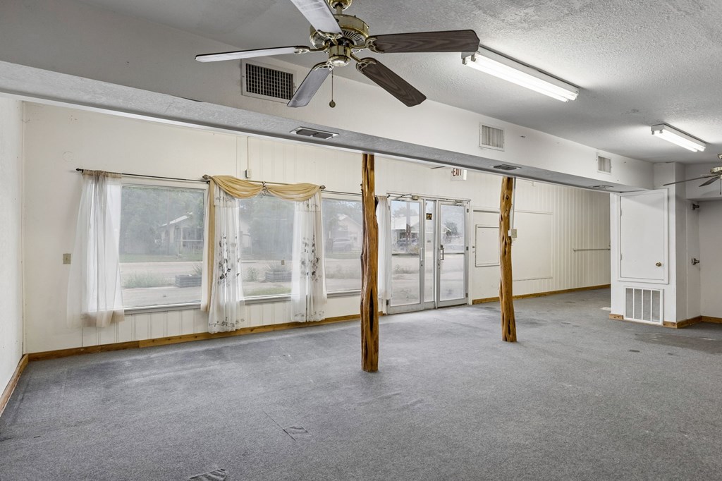 1407 Broadway Property Photo 6