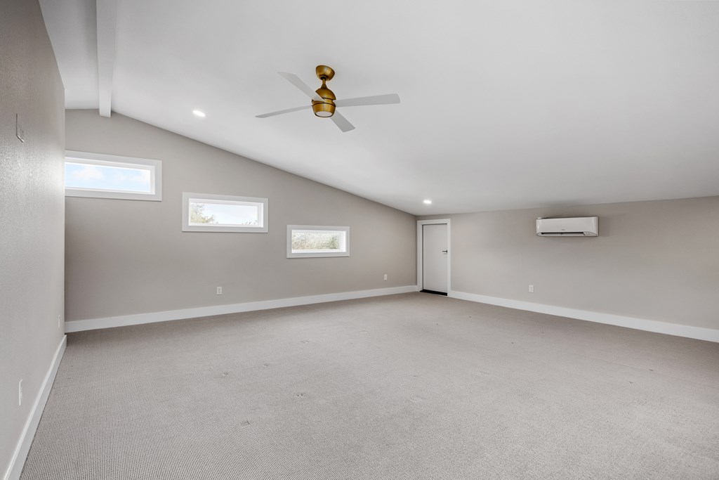 845 Coronado Dr Property Photo 47