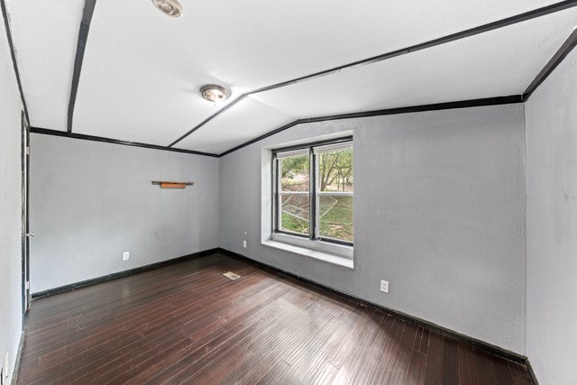 232 Codrington Property Photo 24