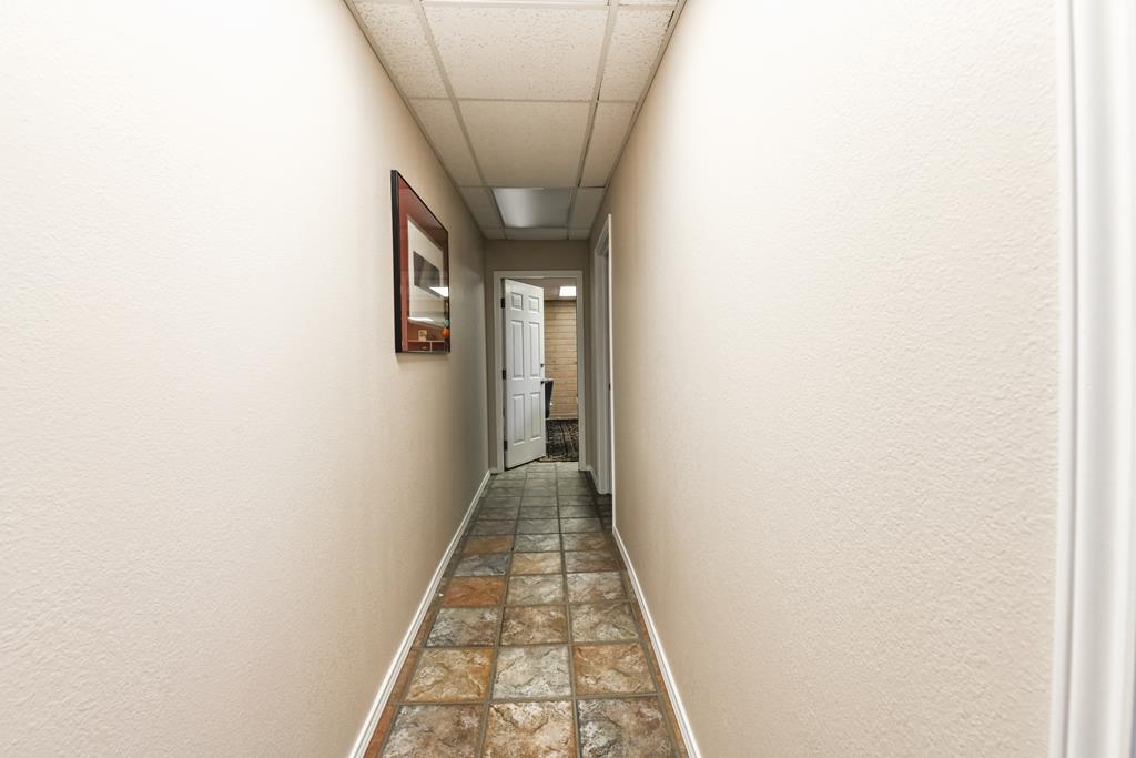 1112 Sidney Baker Property Photo 13