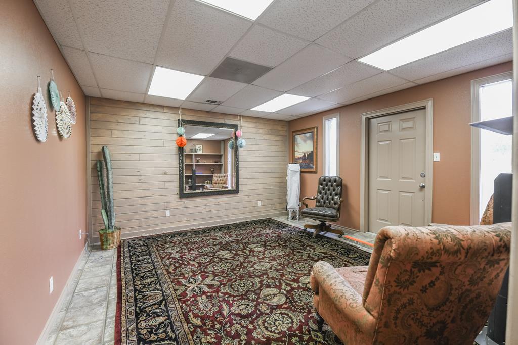 1112 Sidney Baker Property Photo 15