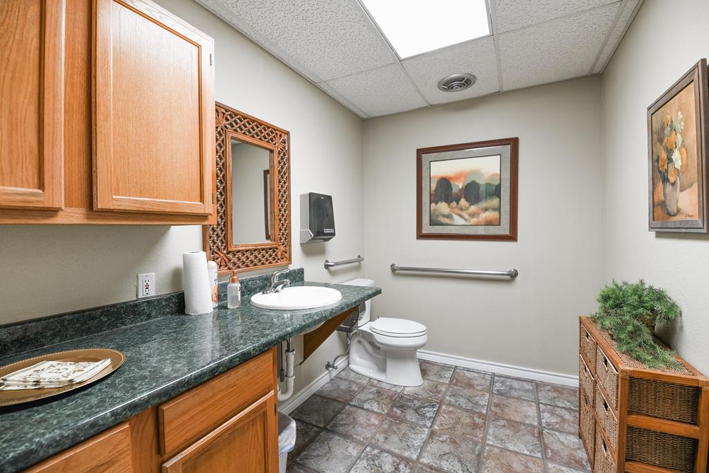 1112 Sidney Baker Property Photo 16