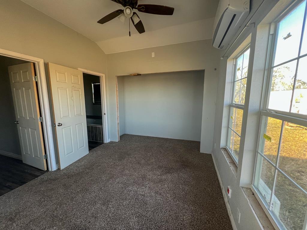 420 Sky Harbor Property Photo 10