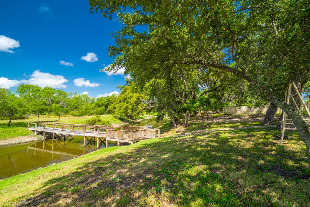 124628 Property Photo 16