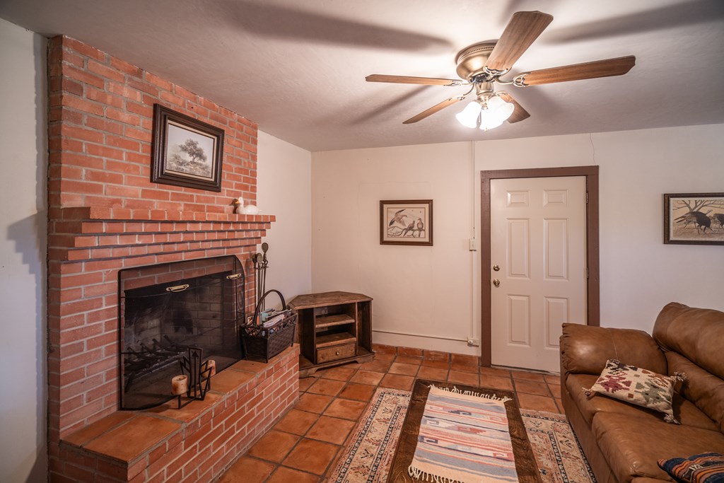 124628 Property Photo 20