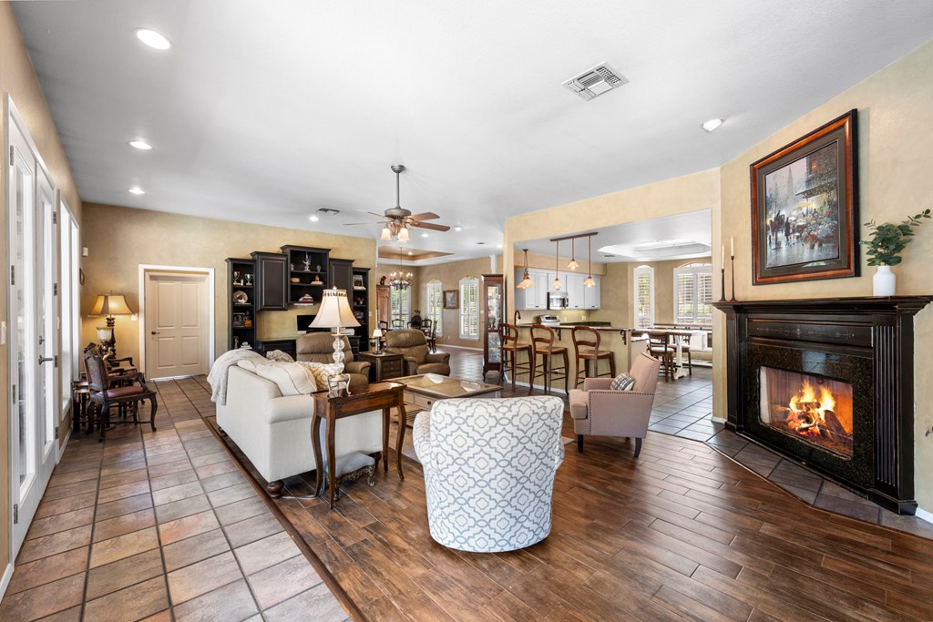 516 Winged Foot Lane Property Photo 6