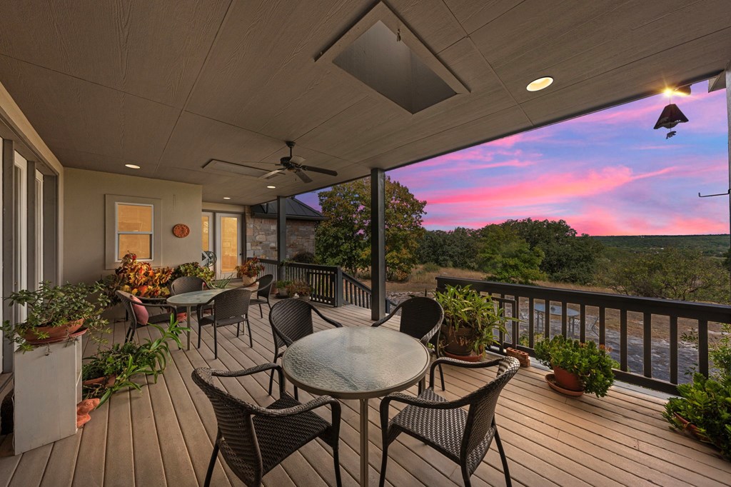101 Crestline Dr Property Photo 35