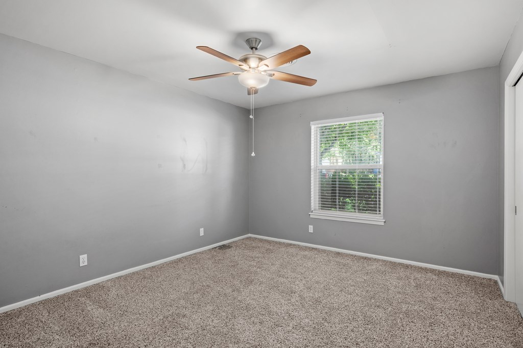 705 Overhill Dr Property Photo 19