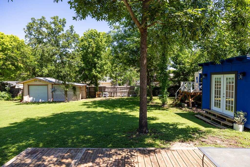 705 Overhill Dr Property Photo 30