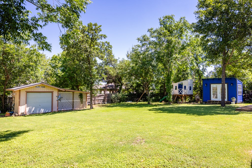 705 Overhill Dr Property Photo 47