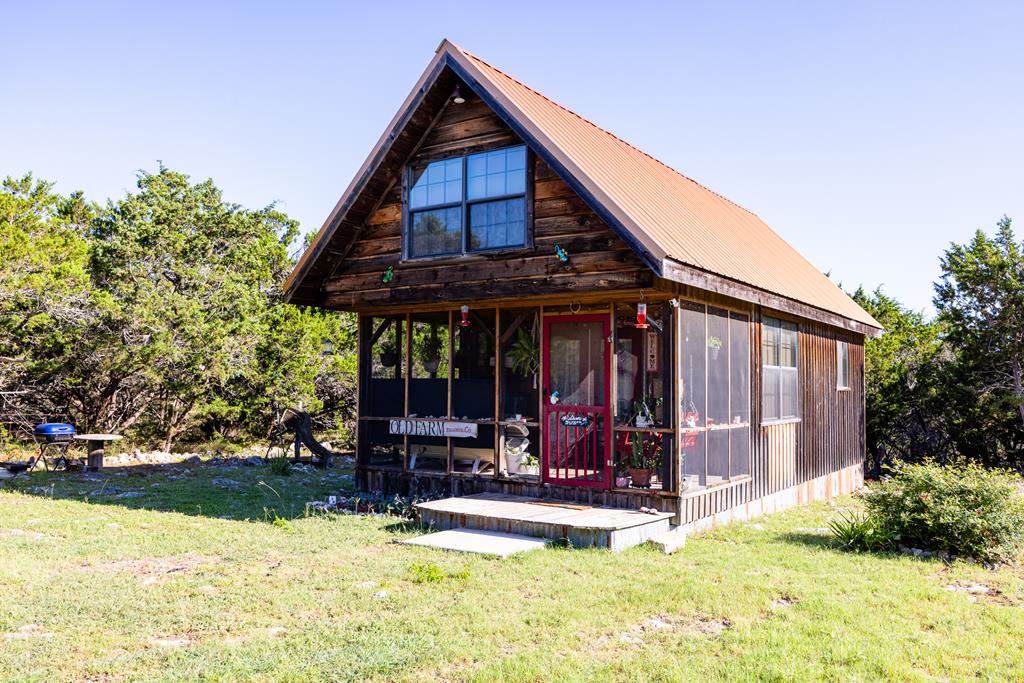 181 Dingley View Property Photo 1