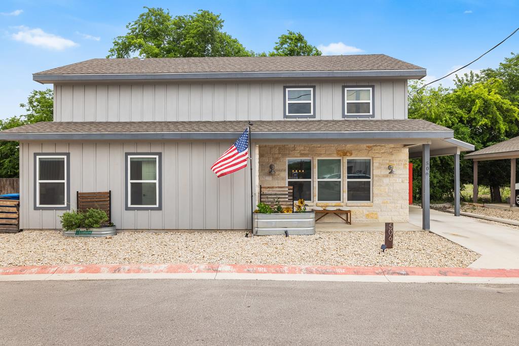 506 Burleson Property Photo 1