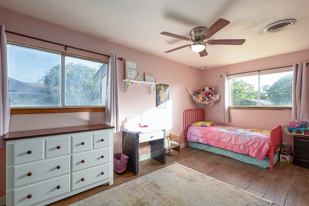 117 Hilltop Dr Property Photo 17