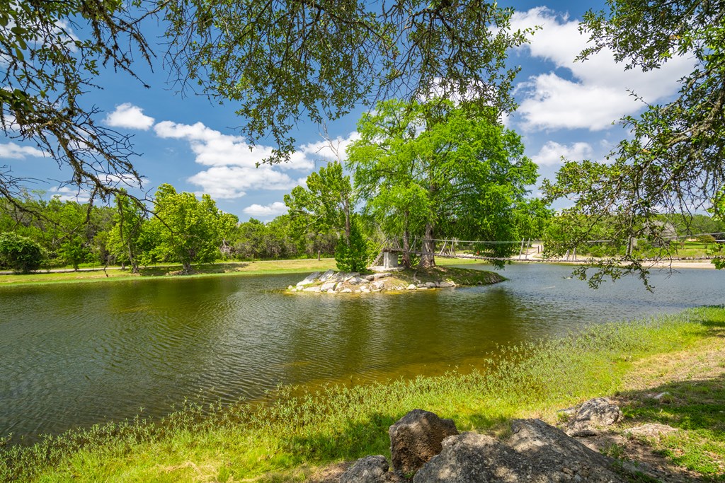 124863 Property Photo 3