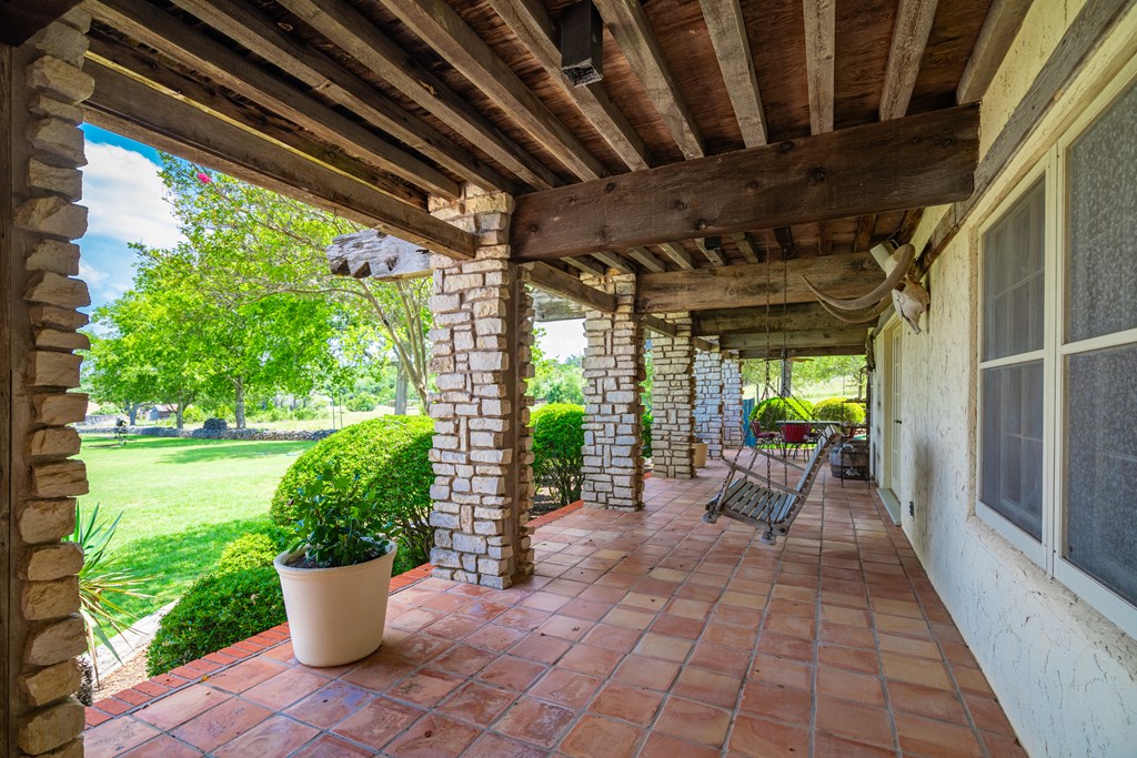 124863 Property Photo 7