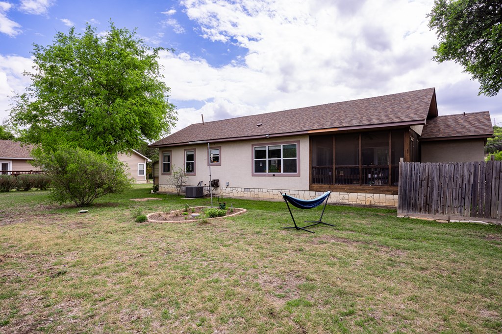 659 B Town Creek Rd Property Photo 21