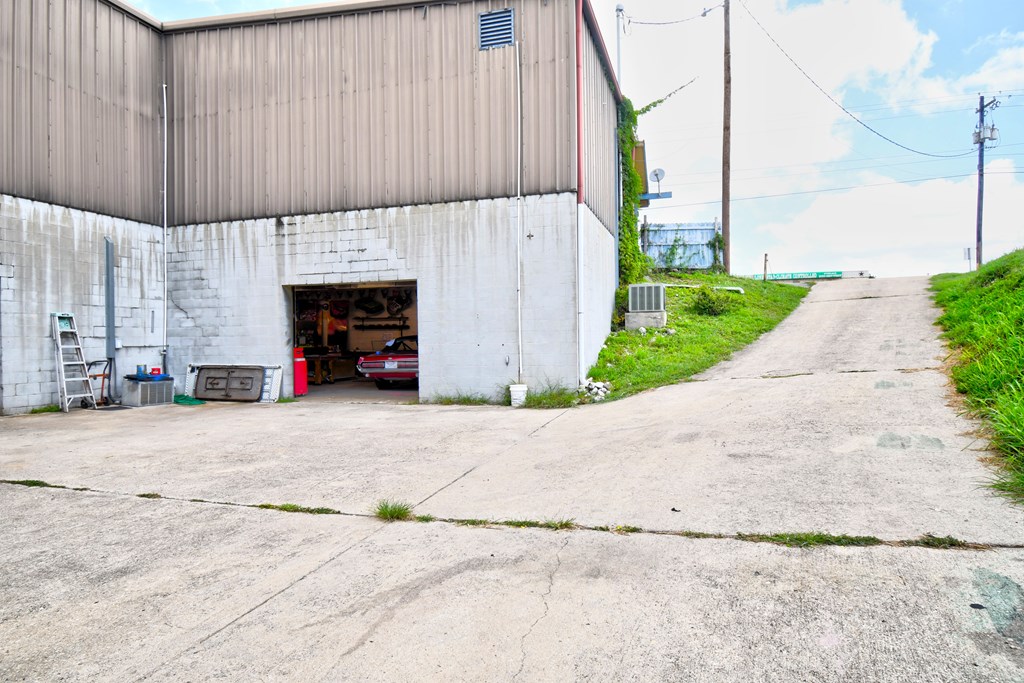 3159 Junction Hwy Property Photo 12