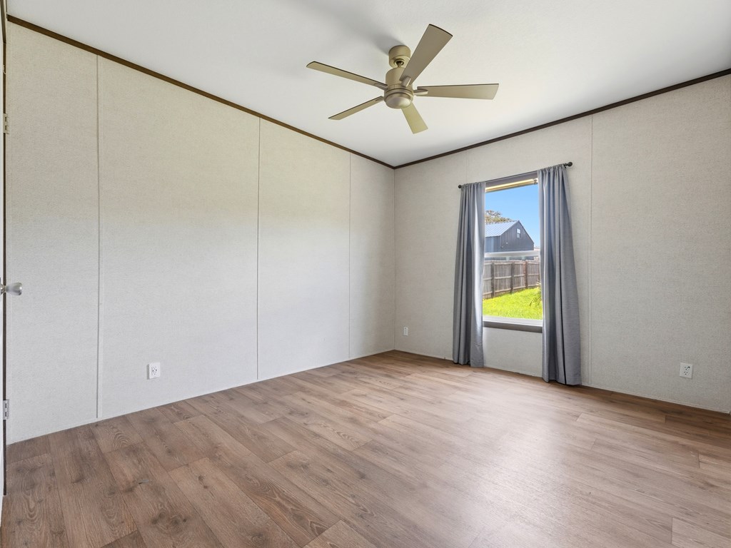 504 Pr 1523 Property Photo 17