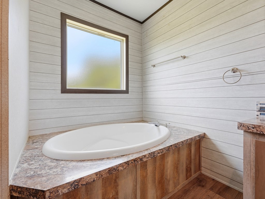 504 Pr 1523 Property Photo 25