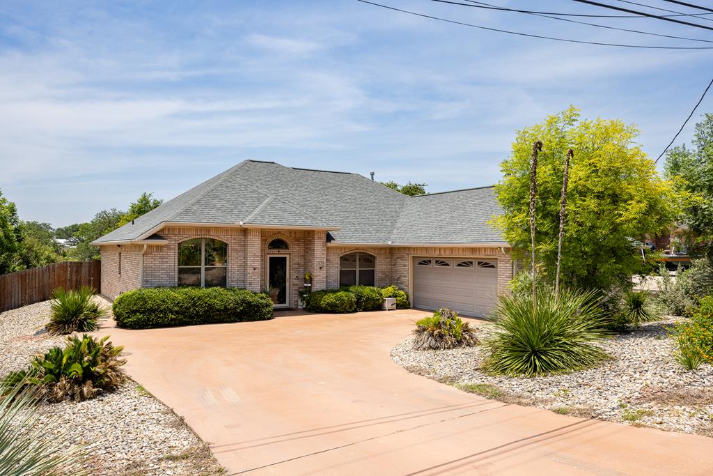1233 Hilltop Rd Property Photo 1