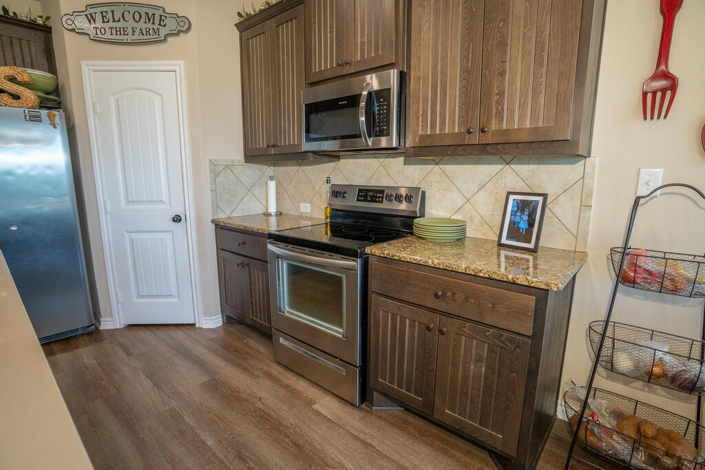 450 Jung Rd Property Photo 14