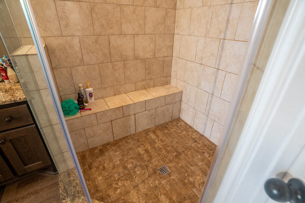450 Jung Rd Property Photo 18