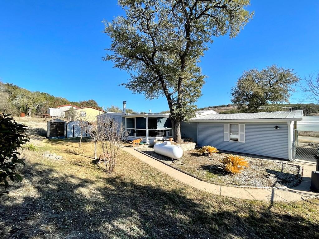 103 Silver Creek Property Photo 15