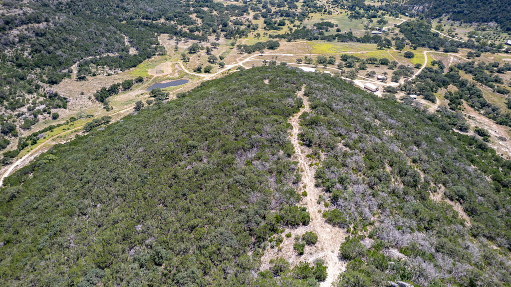 2242 Patterson Creek Rd Property Photo 11