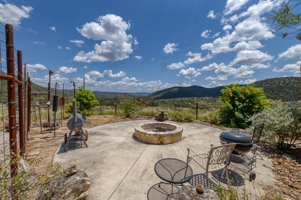 2242 Patterson Creek Rd Property Photo 40