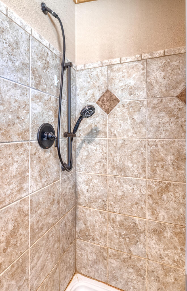 2242 Patterson Creek Rd Property Photo 56