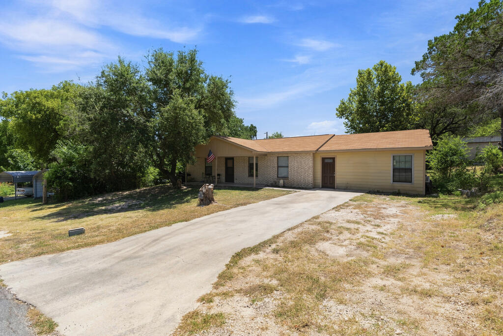 112 Cedro Vista Dr Property Photo 3