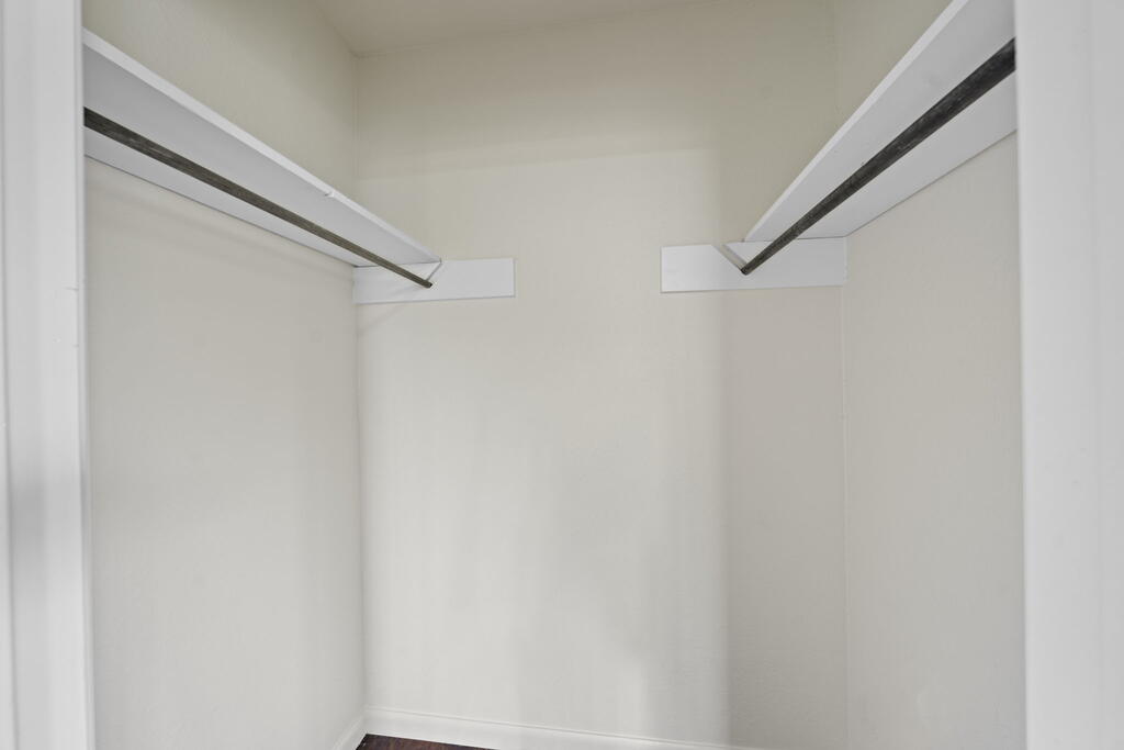516 Westminster Property Photo 19