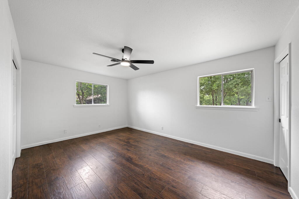516 Westminster Property Photo 20