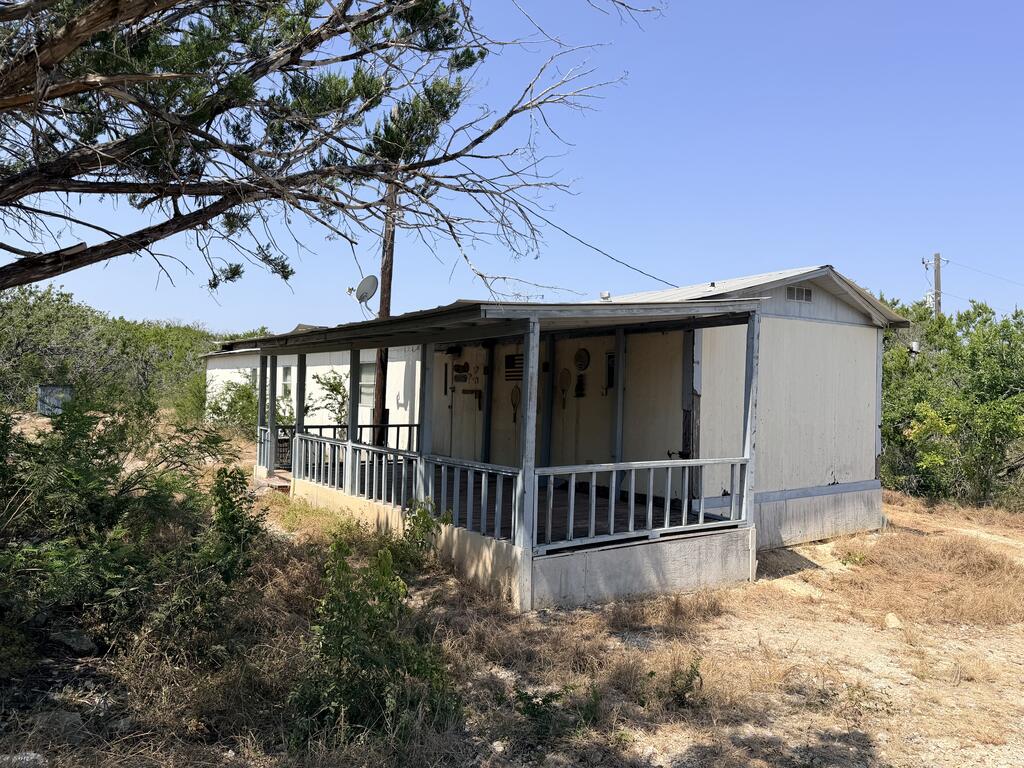 4807 Cr 429 Property Photo 1