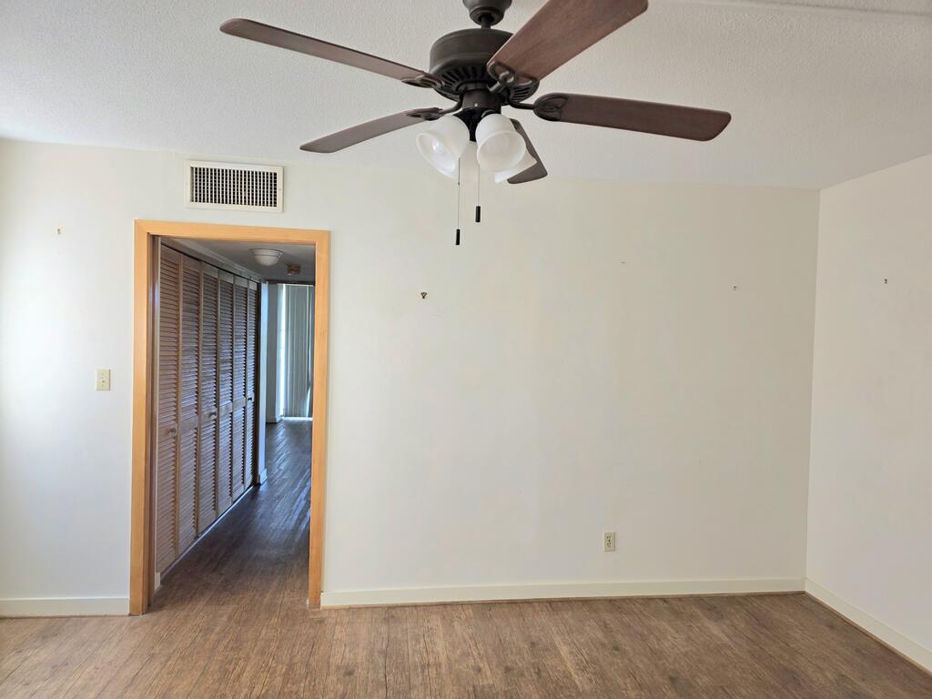 1006 Guadalupe St Property Photo 8