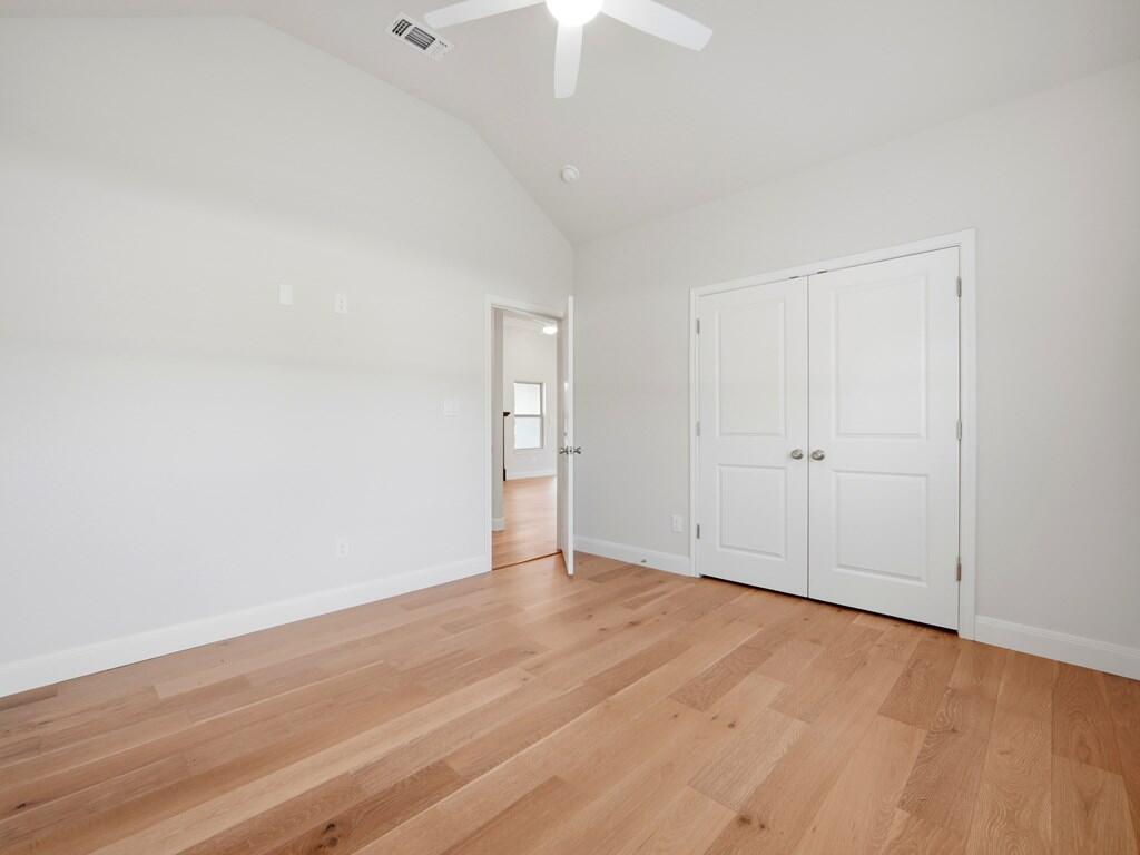 2011 Athens Ave Property Photo 24