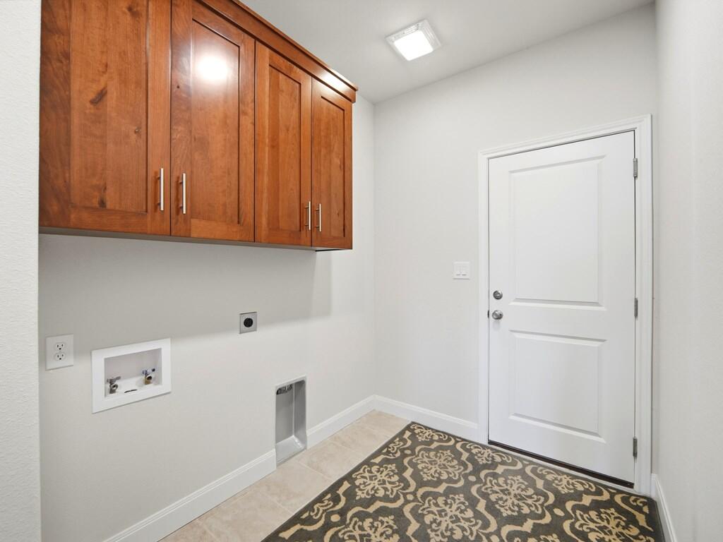 2011 Athens Ave Property Photo 29