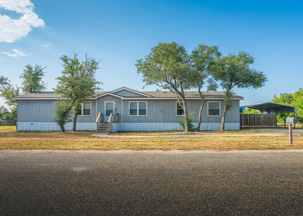 198 Dian Dr Property Photo 2